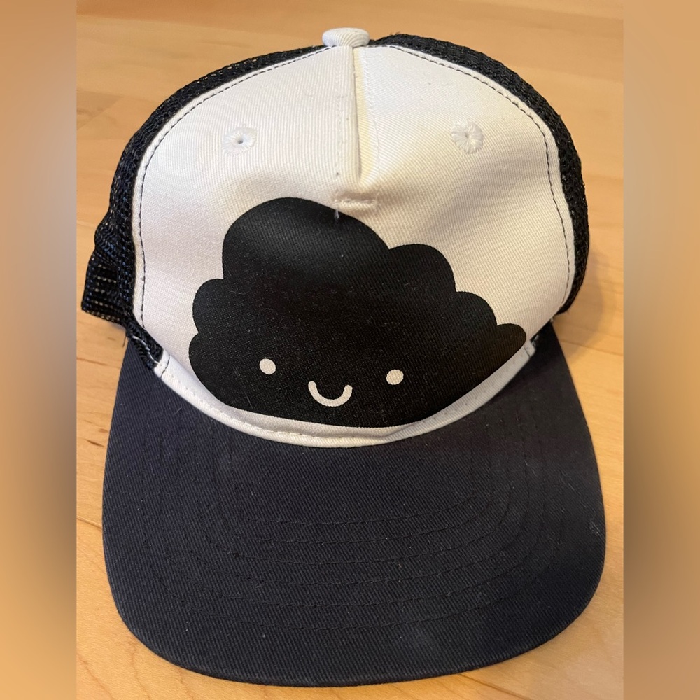 Whistle and Flute Cute Black and White Cloud Cap